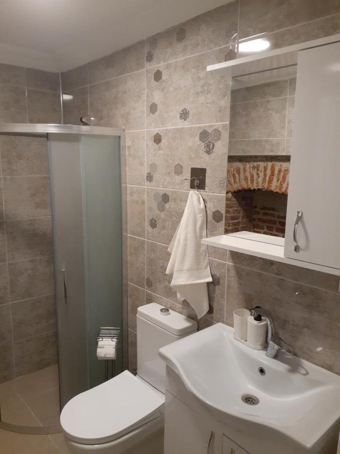 Otelia Pansiyon Ayvalı Esterno foto