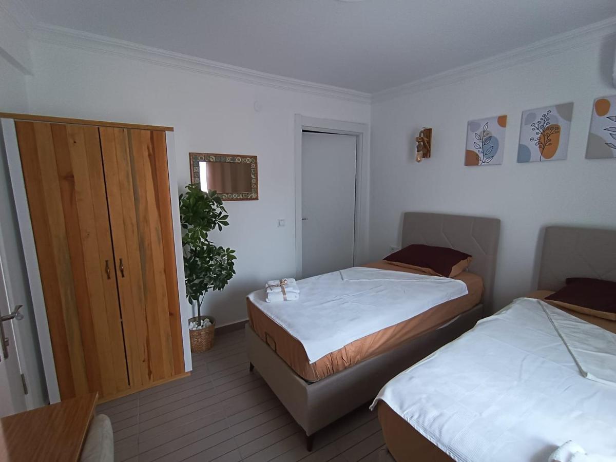 Otelia Pansiyon Ayvalı Esterno foto